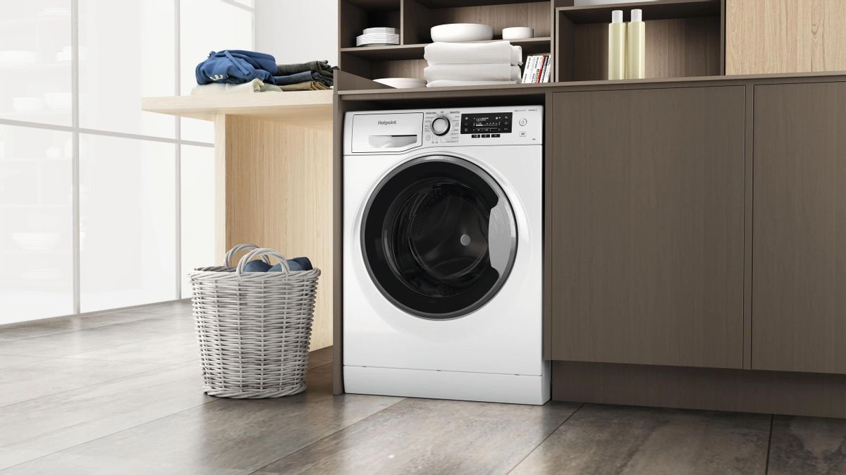 Стиральная машина Hotpoint-Ariston NSD 6239 S VE RU