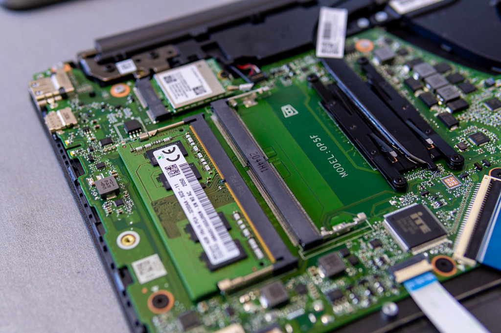 DSC00375.jpg до 1400 BYN за бюджетник. Обзор добротного ноутбука HP на процессоре AMD Ryzen 3