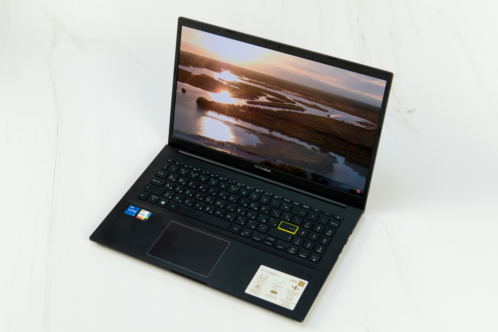 Обзор на ноутбук ASUS VivoBook 15 OLED