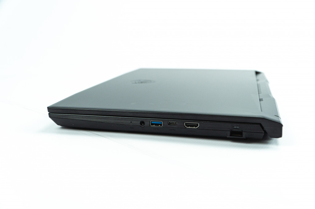 Обзор на ноутбук MSI Katana GF66