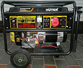Бензиновый генератор Huter DY8000LX-3